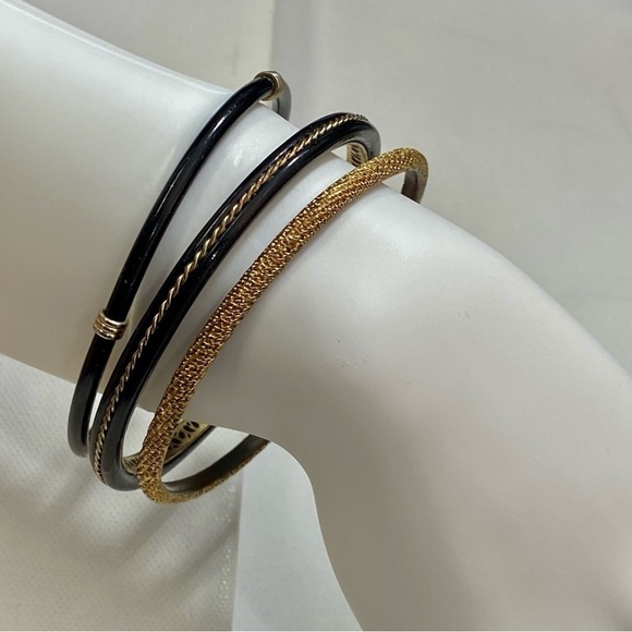 Three metal gold and black bangle bracelets - Picture 6 of 6